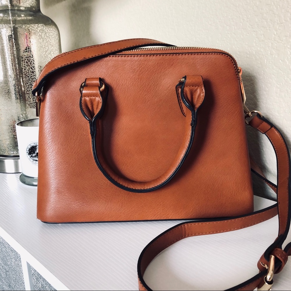 Brown Double-Pocket Crossbody